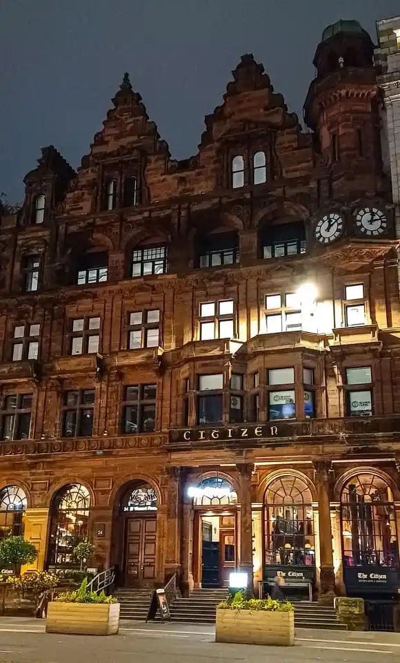 Exploring the Heart of Glasgow
