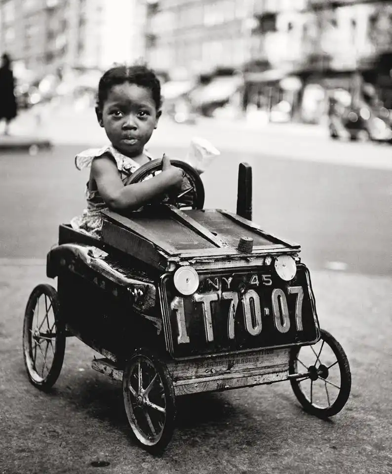 A Glimpse of Harlem in 1947
