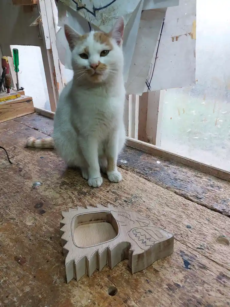 Crafting the House Stark Crest with Quality Control on Site