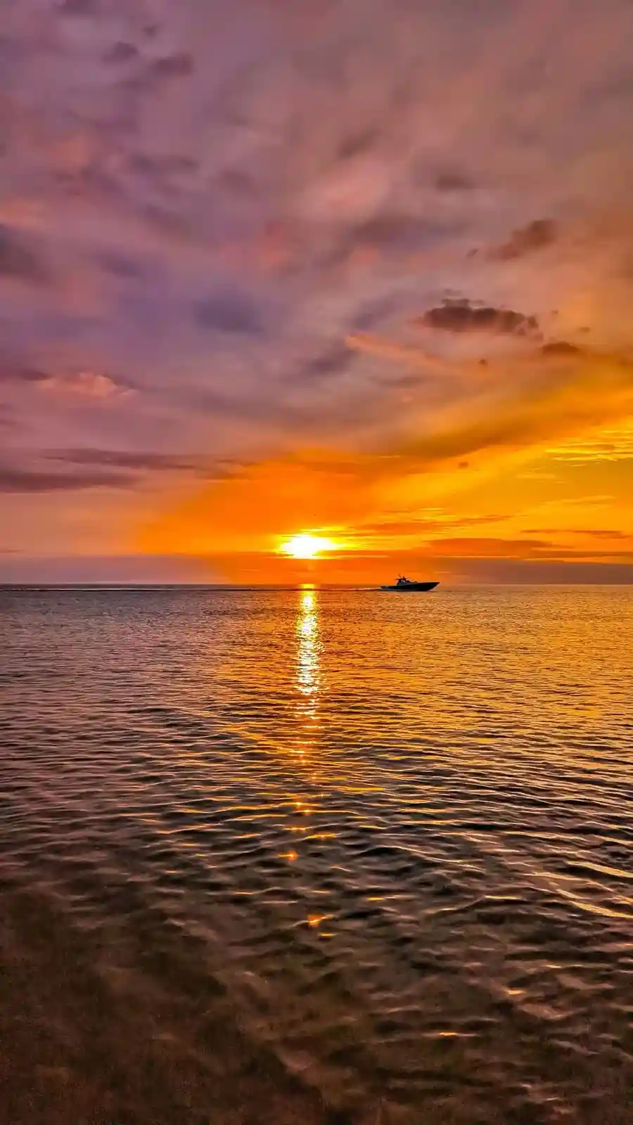 Breathtaking Sunset Moments to Savor