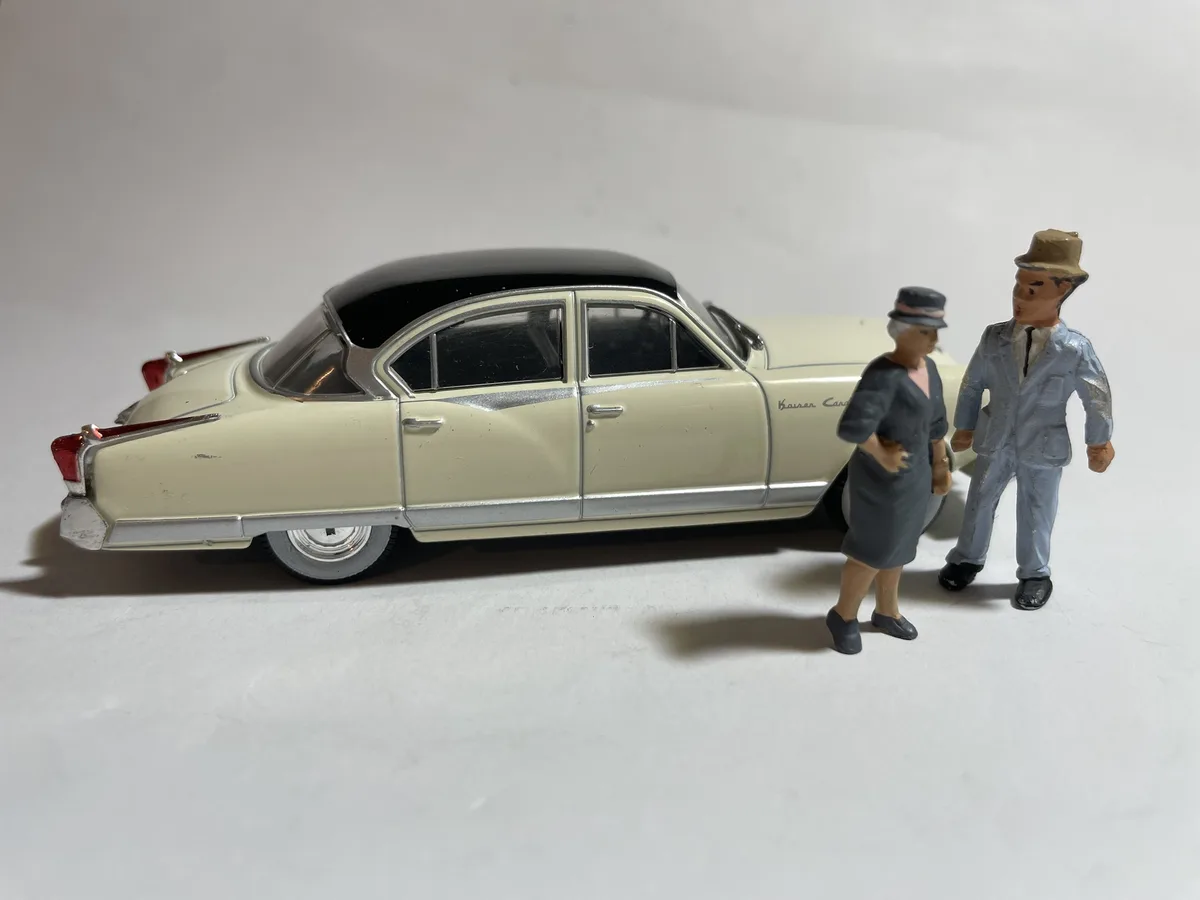 Kaiser Carabela 1958: A Stunning Ixo 1/43 Model