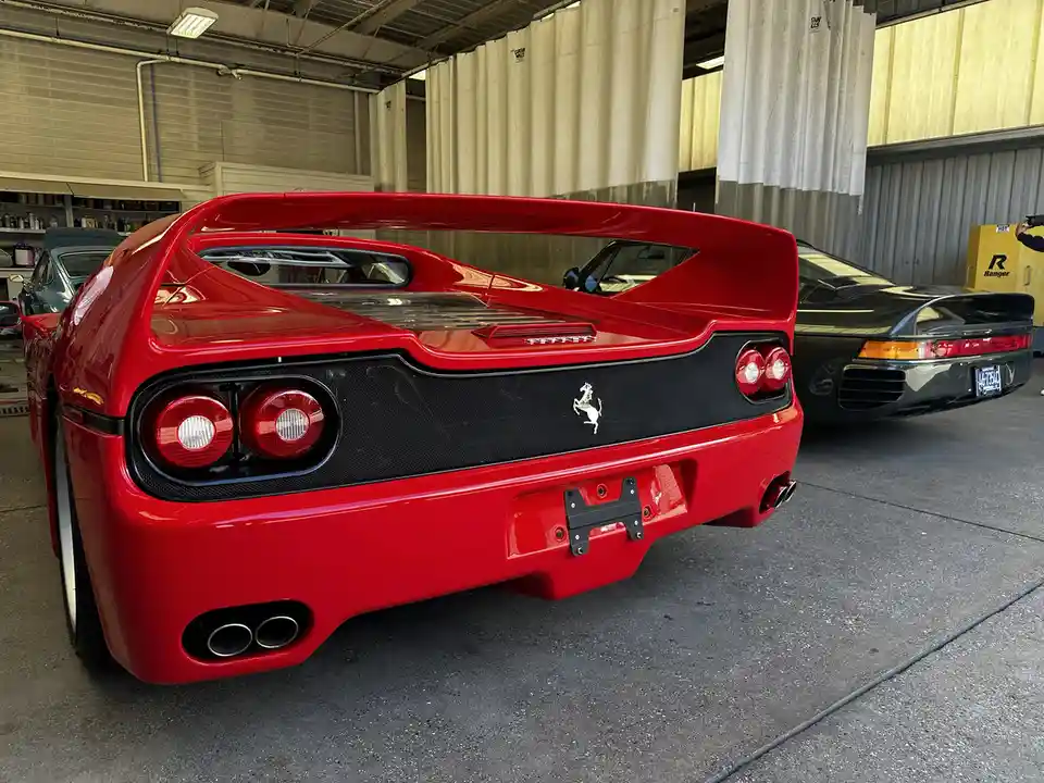 Which One Would You Choose: F50 or 959?
