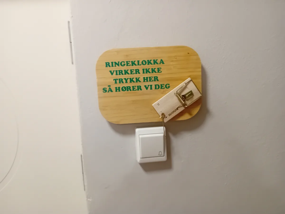 Now that's a hilarious door sign!