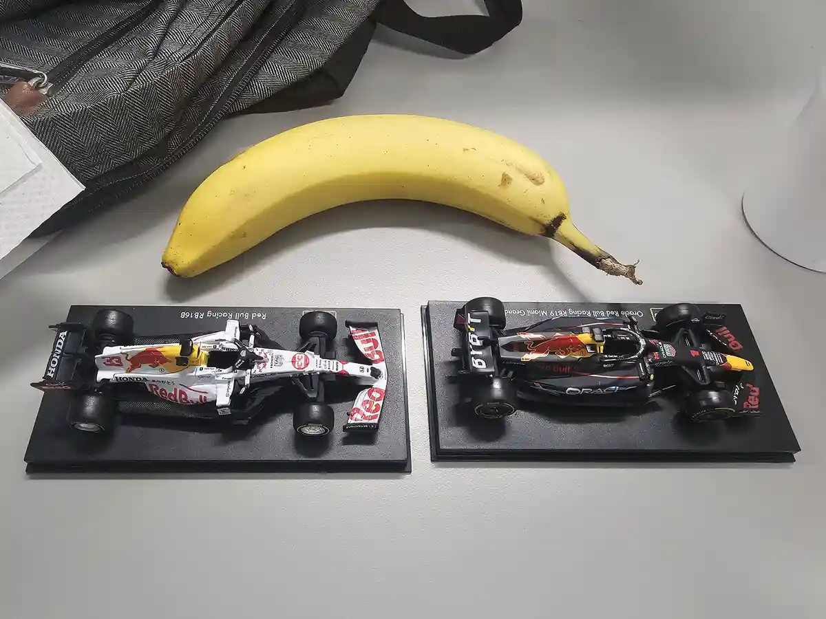 F1 Banana: The ultimate measuring tool!
