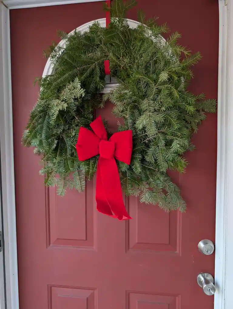 The first decoration has officially made its debut!