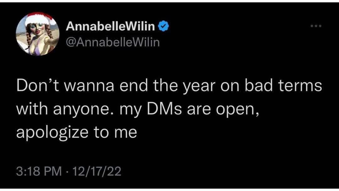 A screenshot of a tweet from verified user AnnabelleWilin, who is wearing a Santa hat in her profile picture. The tweet text…