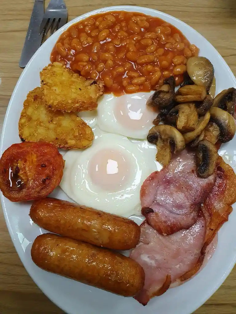 A Traditional English Breakfast Experience
